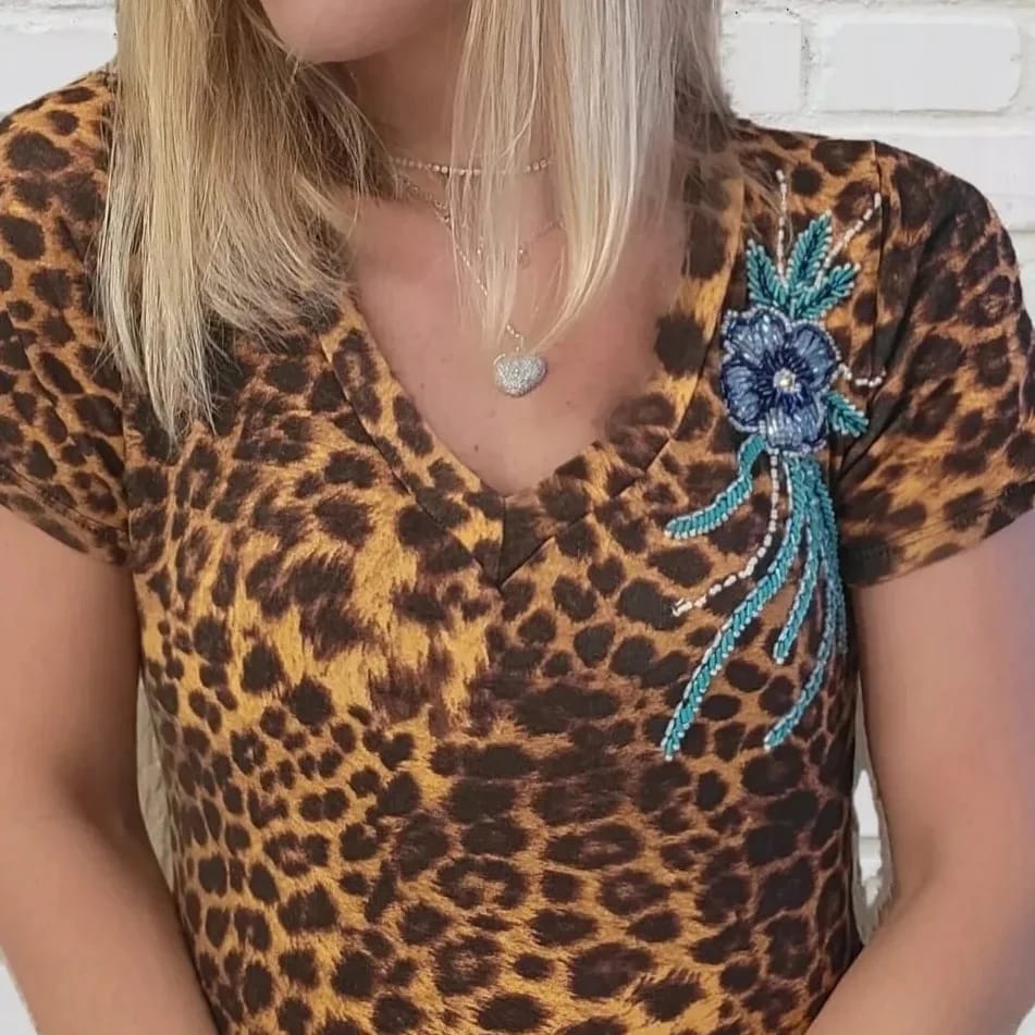 T-shirt Animal Print Bordado Flor Turquesa