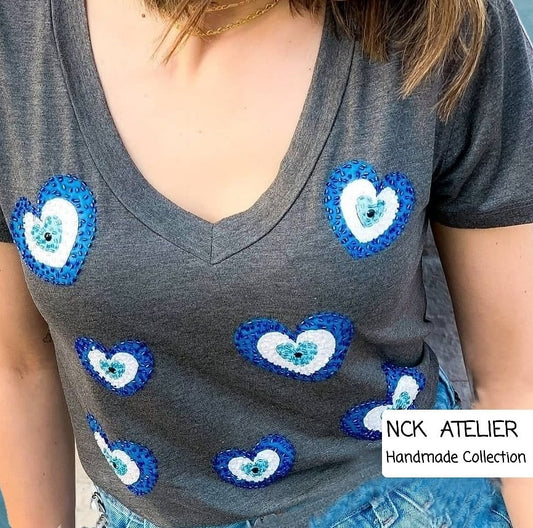 T-shirt Cinza Coração Azul Olho Grego azul
