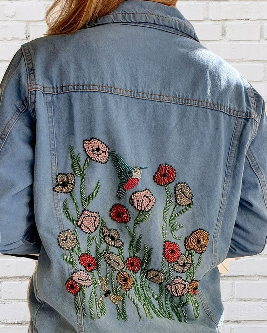 Jaqueta Jeans Flores e Beija Flor